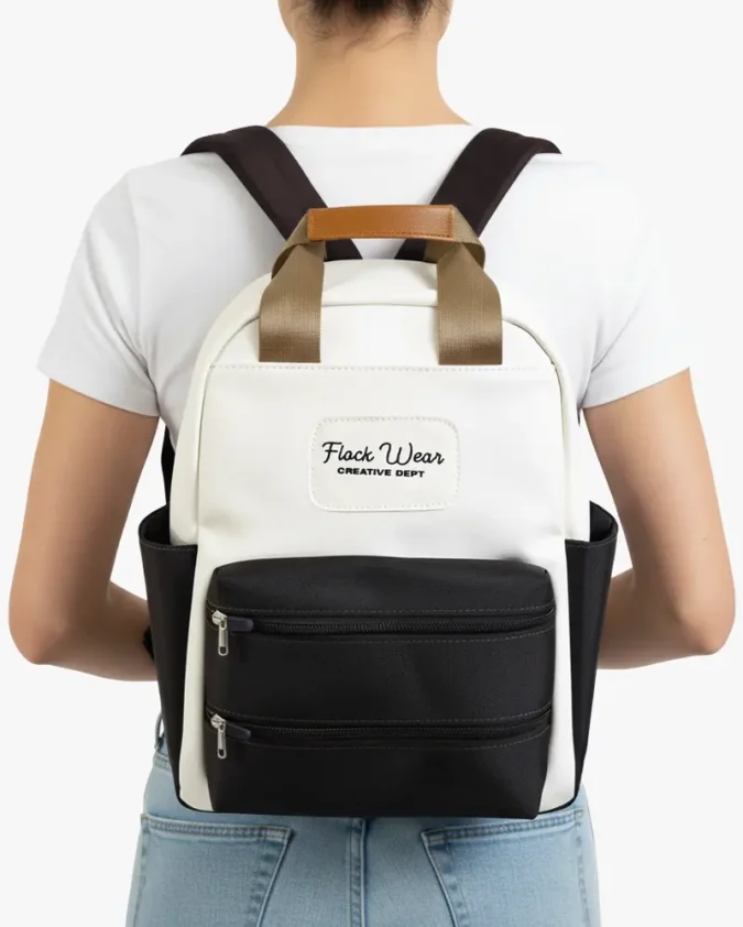 Totepack Cora Navy Beige Modelo